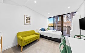 Arthur Hotel Bondi Junction No Reception And House Keeping No Sofa Bed
